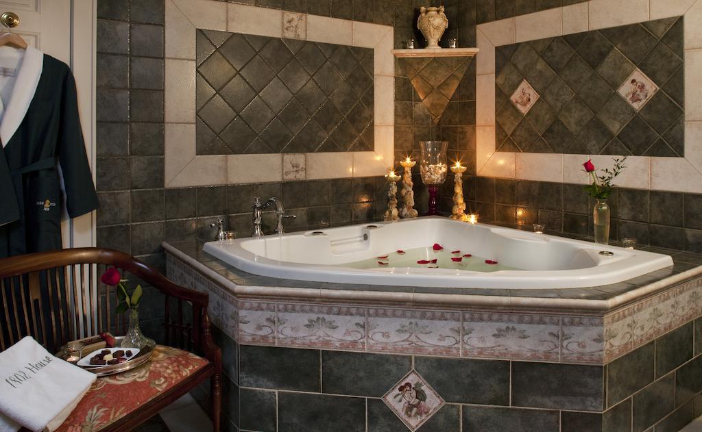קנבנקפורט 1802 House Bed & Breakfast חדר תמונה